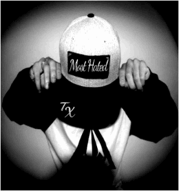 x.m0st_hat3d.x's Photo